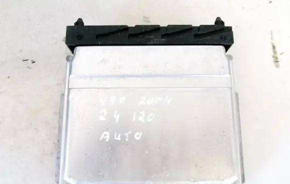 Volvo S60 Engine control unit/module 0281011441 1039S04101
