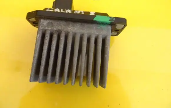 Mitsubishi Galant Heater blower motor/fan resistor MR283263