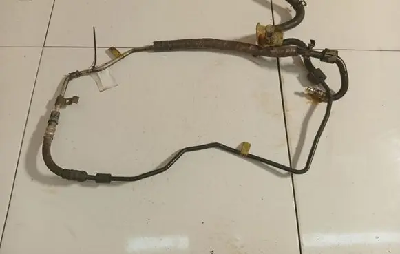 Ford Mondeo MK IV Power steering hose/pipe/line 