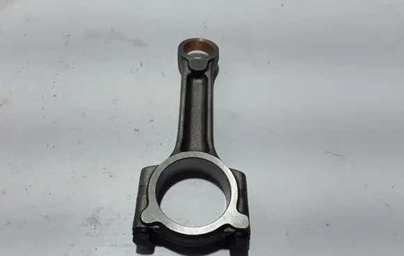Dacia Sandero Connecting rod/conrod 7701475074