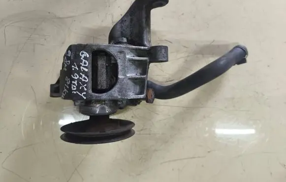 Ford Galaxy Power steering pump 028145523