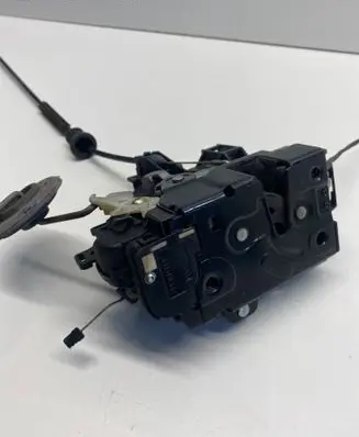 Volkswagen Transporter - Caravelle T5 Front door lock 3B1837015AN 102898300