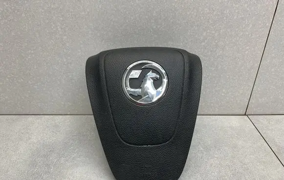 Steering wheel airbag