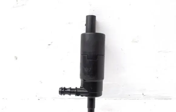 Audi Q7 4L Headlight washer pump 3B0955681
