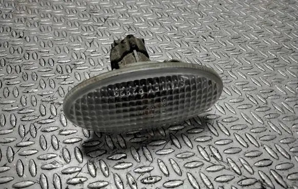 Mazda 6 Front fender indicator light