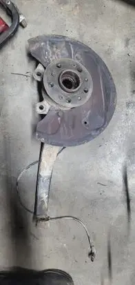 Mercedes-Benz ML W164 Front wheel hub 01060037