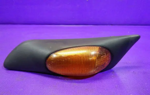 Iveco Daily 3rd gen Front fender indicator light 500322578