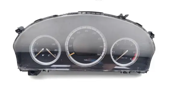 Mercedes-Benz C W204 Speedometer (instrument cluster) A2045404848 A2044422221 A2044422421