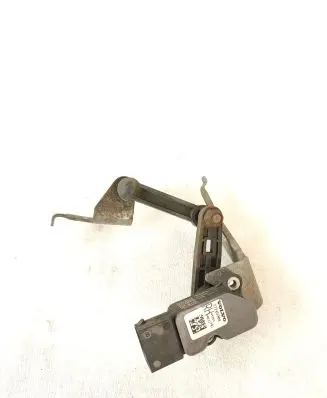 Volvo XC60 Rear air suspension level height sensor 32246988