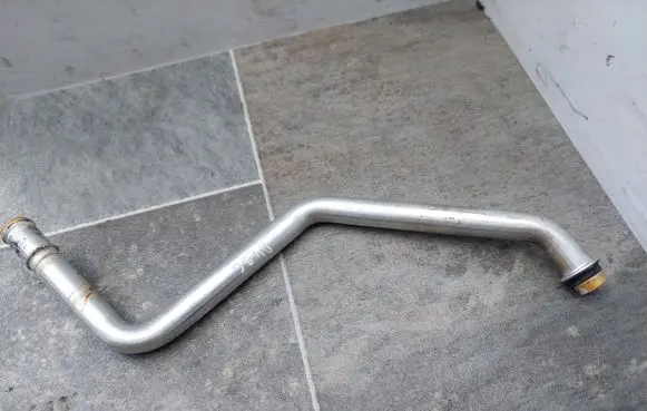 Audi A4 S4 B6 8E 8H Heater radiator pipe/hose 