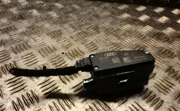 Audi A5 8T 8F Steering wheel lock 