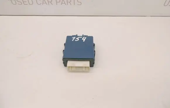 Toyota Yaris Door control unit/module 859800D020 MB0515003650 D154