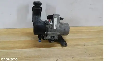 Peugeot 508 Power steering pump 9675277380 089202C1 A5100672