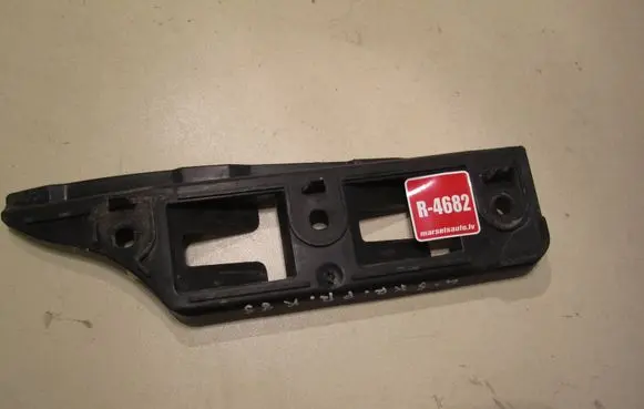 Volkswagen Golf V Front bumper mounting bracket 1K0807183