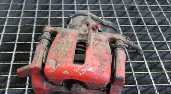 Audi A5 Sportback 8TA Rear brake caliper