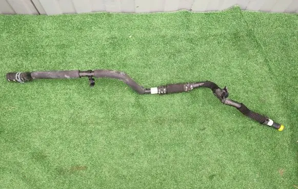 Audi e-tron Engine coolant pipe/hose 4KE819928F