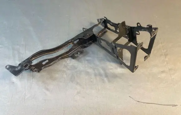 BMW 1 F20 F21 Headlight/headlamp mounting bracket 17023811 170238