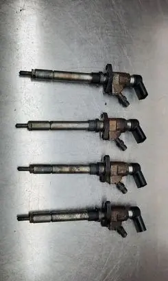 Ford Focus C-MAX Fuel injectors set 9658194180