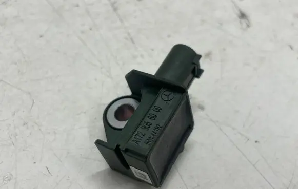 Mercedes-Benz E W212 Airbag deployment crash/impact sensor A1729056000