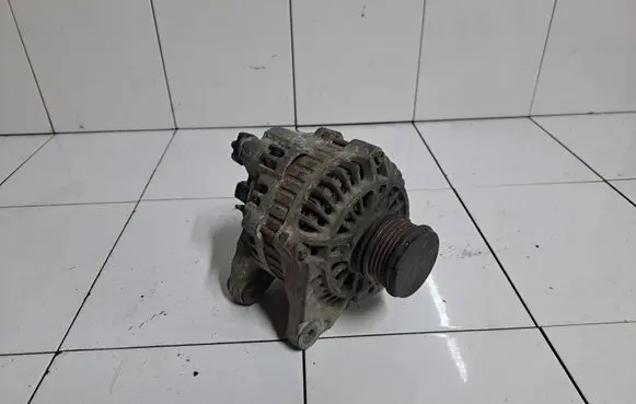 Renault Clio II Generator/alternator A002TC0981 8200373636