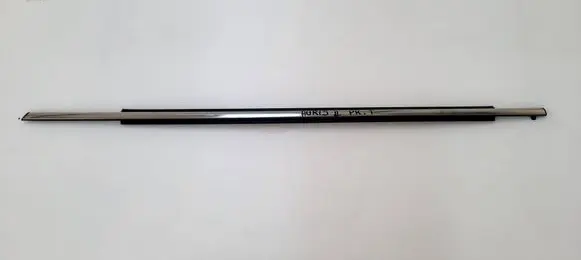 Toyota Auris E180 Front door glass trim molding