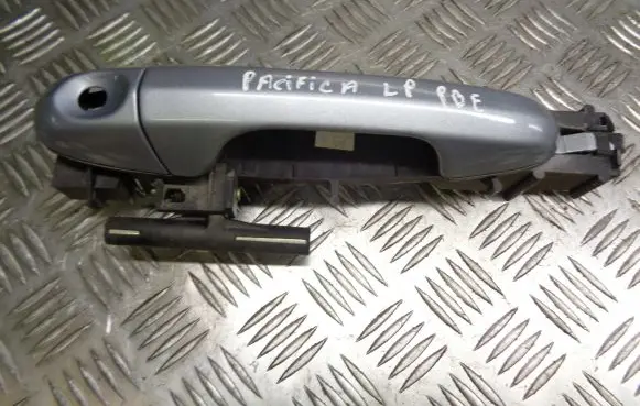 Chrysler Pacifica Front door interior handle