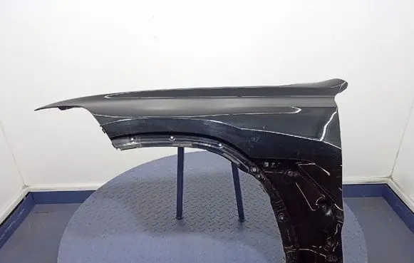 BMW X6 M Fender