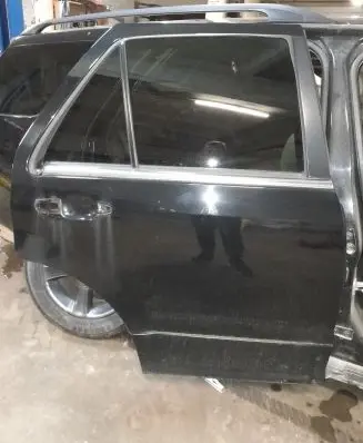 Cadillac SRX Rear door NOCODE
