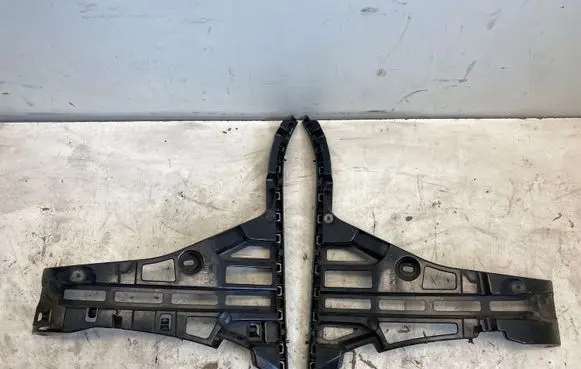 Mercedes-Benz S W222 Rear bumper mounting bracket A2228850421 A2228850521