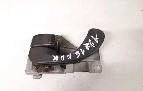 Mitsubishi Colt Front door interior handle