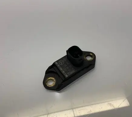 Mercedes-Benz E W211 Airbag deployment crash/impact sensor 0045423518 A0045423518