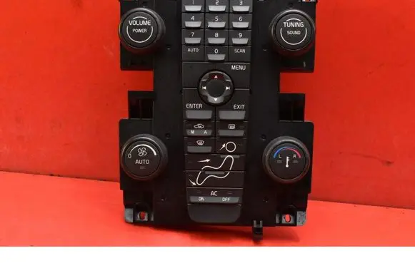Volvo V50 Climate control unit 30737669