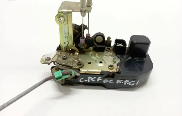 Chrysler Pacifica Rear door lock GL7