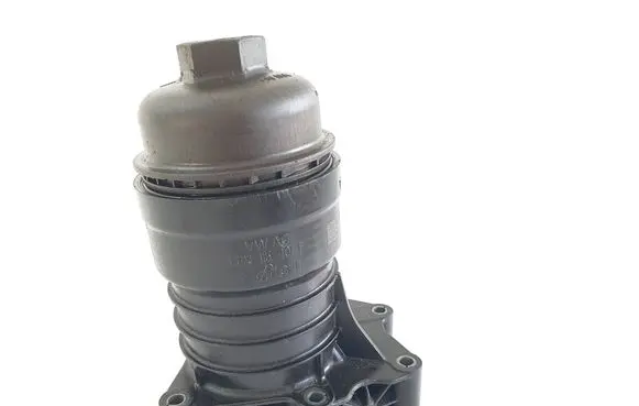Porsche Panamera (971) Oil filter mounting bracket 06M115401F