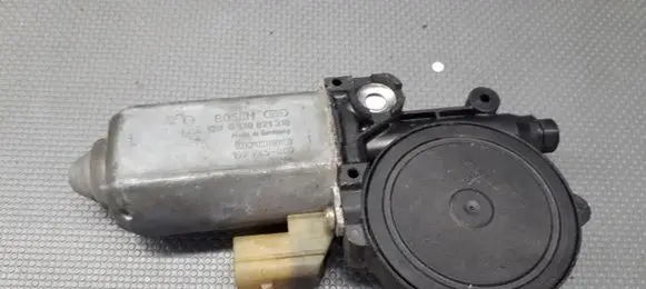 Land Rover Evoque II Rear door window regulator motor 0130821318