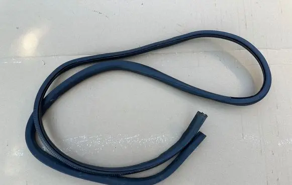 Volkswagen Multivan T5 Other exterior part 7E0837911B