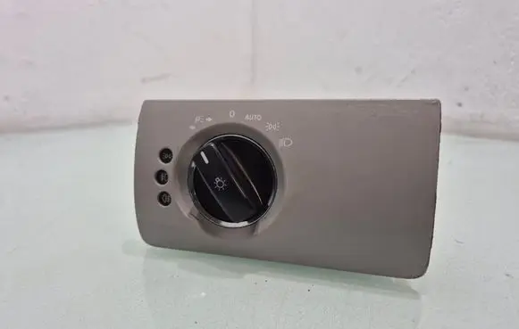 Mercedes-Benz ML W164 Light switch A1645450104