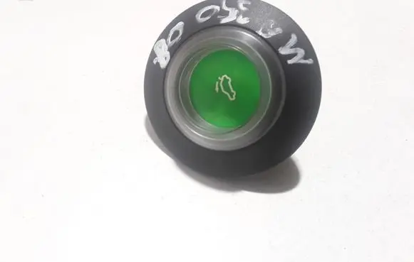 Mercedes-Benz E W211 Tailgate opening switch 0028214951