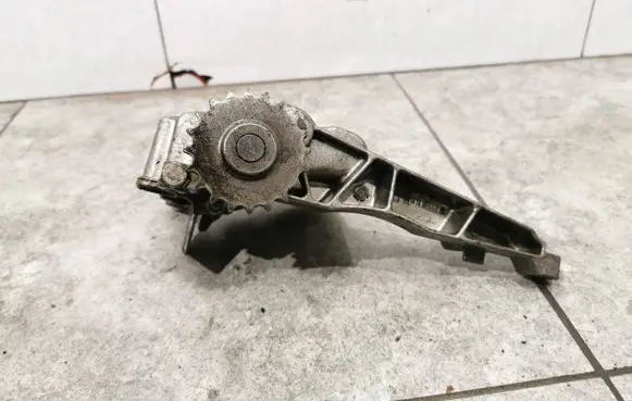 Mercedes-Benz ML W164 Oil pump A6421810547