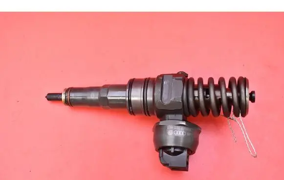 Audi A3 S3 A3 Sportback 8P Fuel injector 038130073BQ