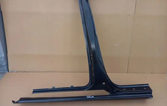 Mazda 5 Pillar (middle) 