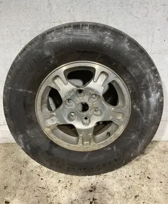 Mitsubishi Pajero R16 alloy rim 