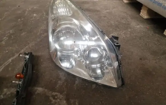 Headlight/headlamp