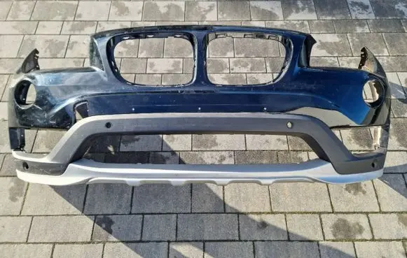 BMW X1 E84 Front bumper 7303750 19017414