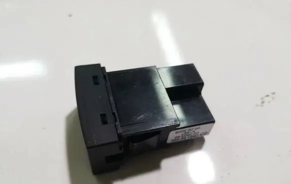 Mazda 3 II Other switches/knobs/shifts D65155225