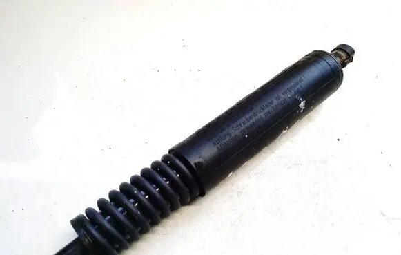 Porsche Cayenne (9PA) Tailgate/trunk strut/damper 7l5827550d