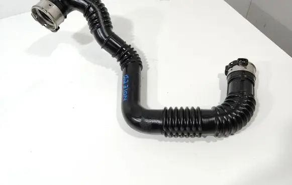Nissan Note (E11) Air intake hose/pipe