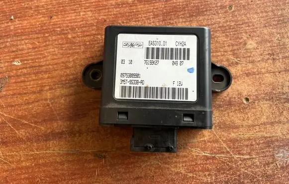 Ford Focus Other control units/modules 3M5T95338AD