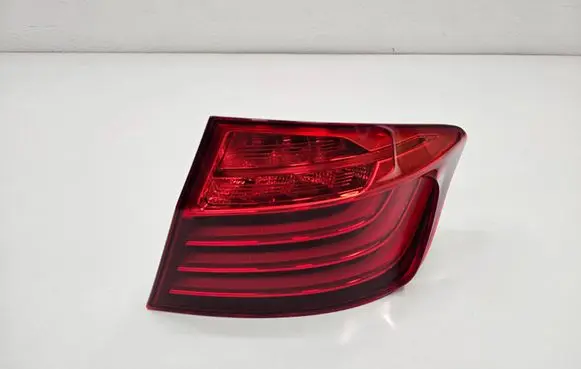BMW 5 F10 F11 Rear/tail lights 184080
