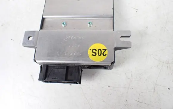 Audi A8 S8 D3 4E Gateway control module 4E0907468E